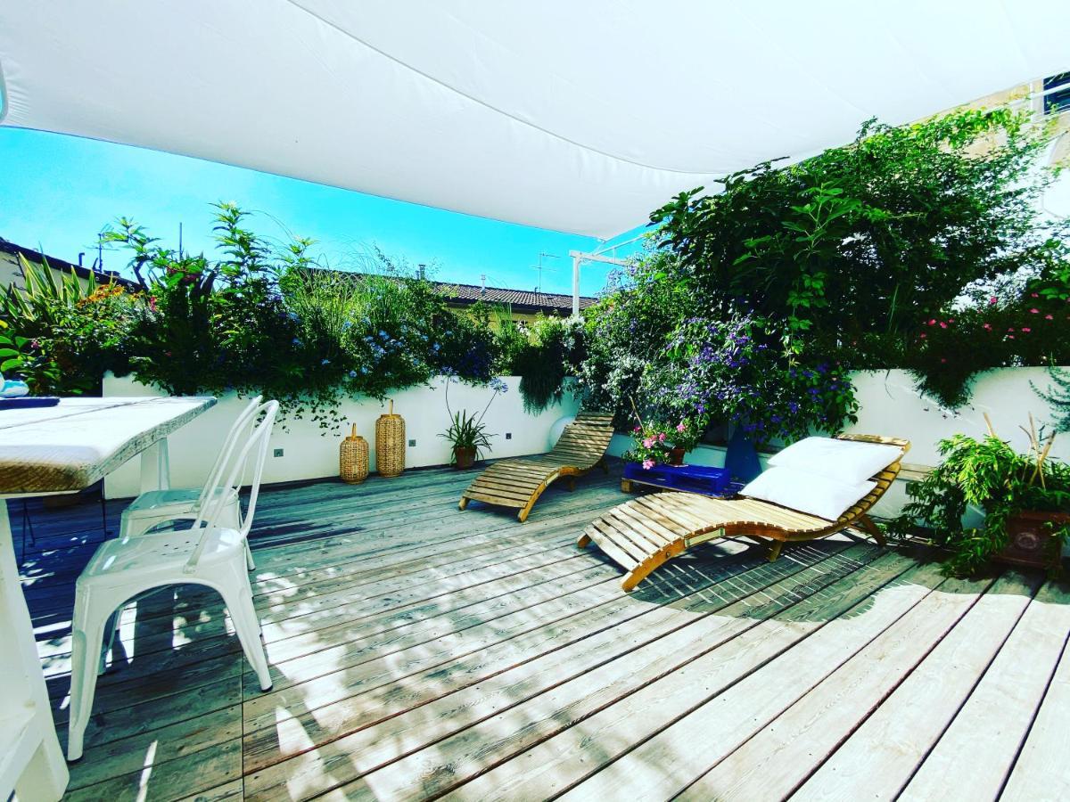 Civiconovantatre - New B&B Σαν Βιντσέντσο Εξωτερικό φωτογραφία